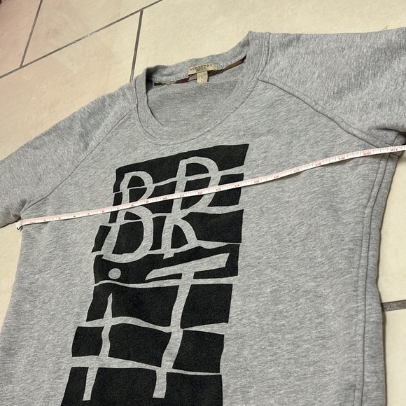 Burberry Gray and Black Crew Neck Sweater - Picture 7 of 9